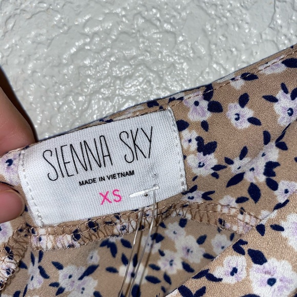 Sienna Sky Blouse - Picture 3 of 5